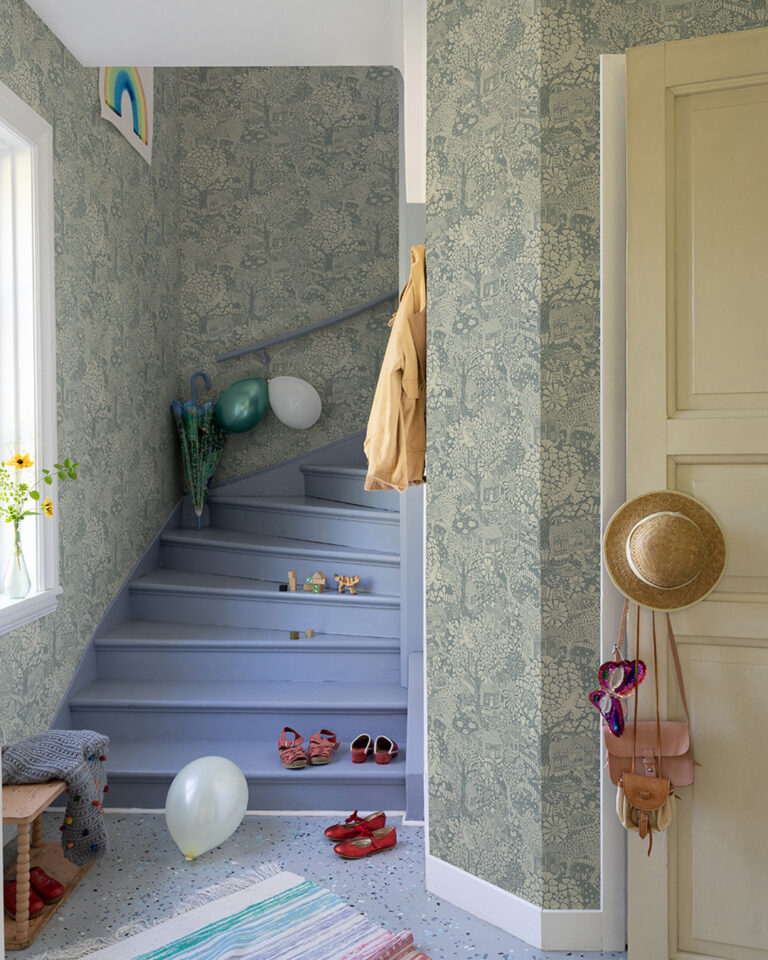 Wallpaper with a blue background featuring plants, houses, and animals in a hallway